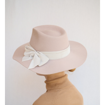 Stirred Coffe Trilby with Bow