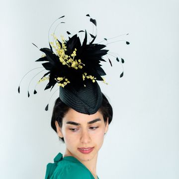Black Vintage Percher