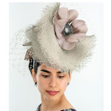 Hellebore Green Straw Poppy Base