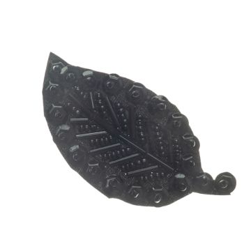 Black Leaf Motif