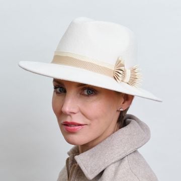 Clotted Cream Starfish Trilby