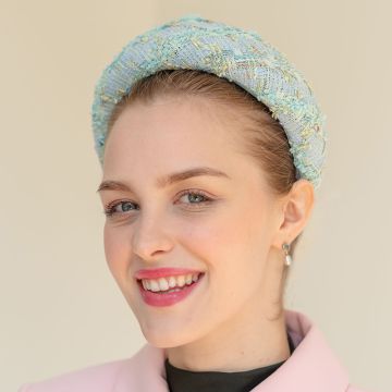 Light Aquamarine Tweed Halo