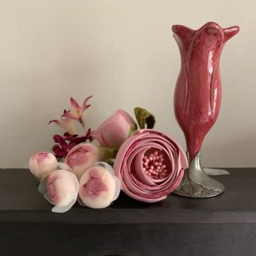 Vintage Blusher Double Rose