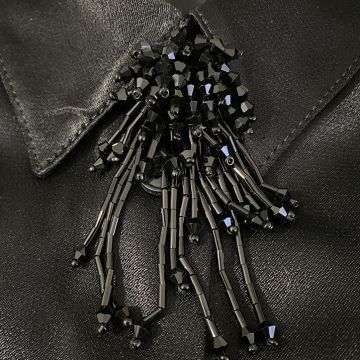 Black Bead Motif