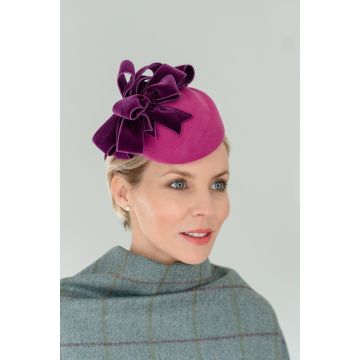 Wine Bunch of Bows Felt Percher