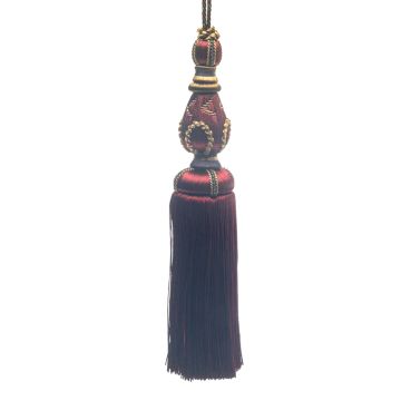 Dark Amaryllis Tassel