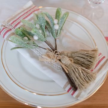 Frosted Mistletoe Pick