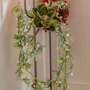 Frosted Mistletoe Garland