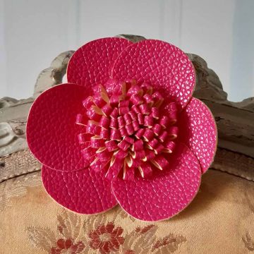 Sissinghurst Pink Flower on Clip