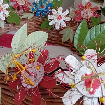Mixed Passion Flowers Garland