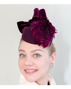 Wine Feather Bow Percher