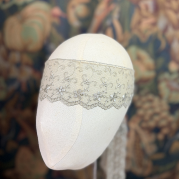 Pebble Embroided Lace
