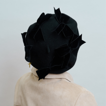 Black Felt Velvet Bow Beret