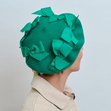 Emerald Felt Velvet Bow Beret