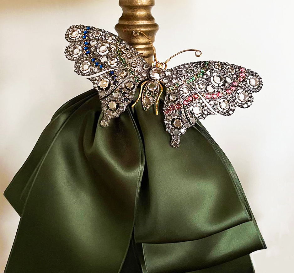 V V Rouleaux Exclusive Vintage Butterfly Vintage Butterfliy