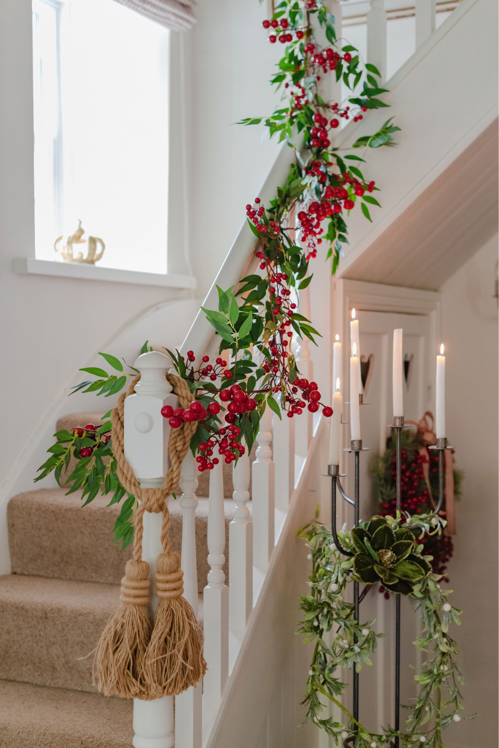 Christmas berry garland