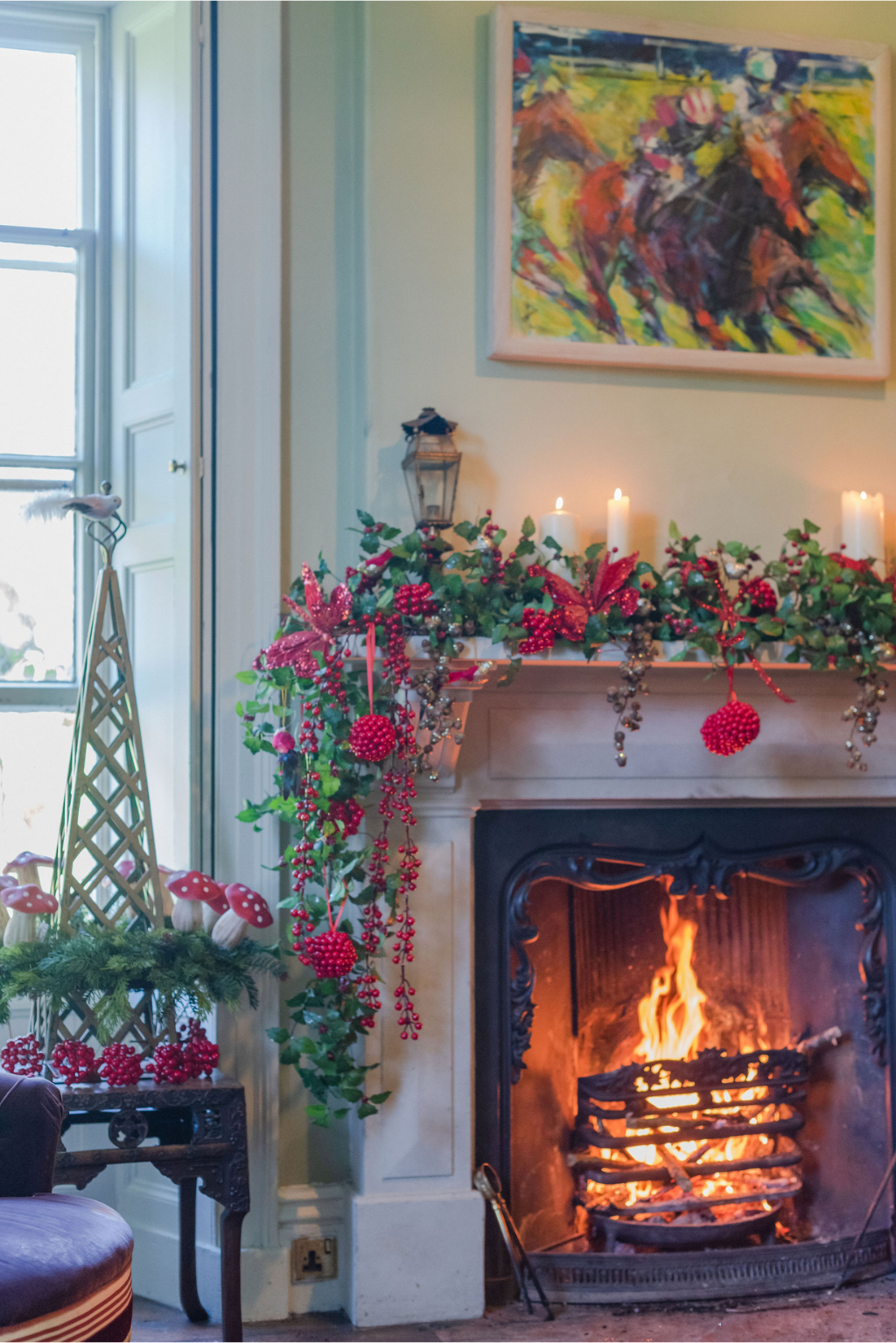 Red berry mantlepiece